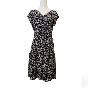 IMNYC Isaac Mizrahi Black White and Gray Print Sleeveless Ruched Dress Size 6